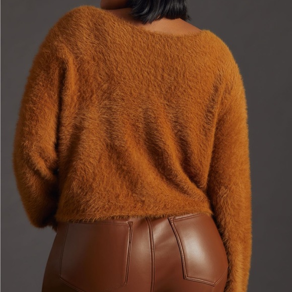 ✨ Anthropologie Cropped Eyelash Sweater Sz S - Picture 6 of 9